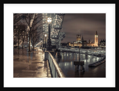London cityscape in evening by Assaf Frank